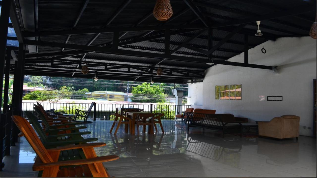 Albergue Wide Mouth Frog Quepos Manuel Antonio Exterior foto